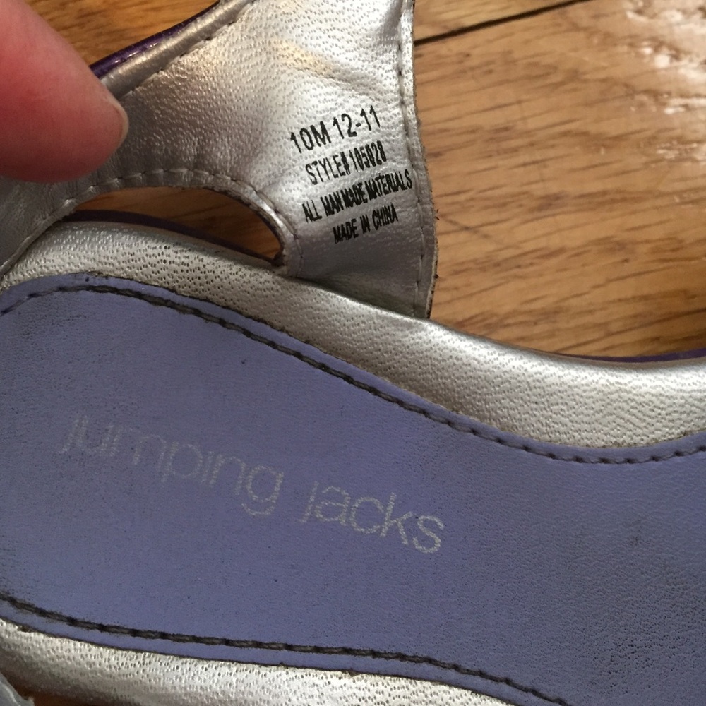 COPY - Jumping Jack Sandals - Picture 3 of 3